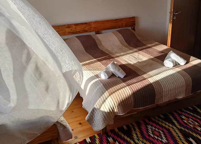 Bujtina Tusha Affittacamere